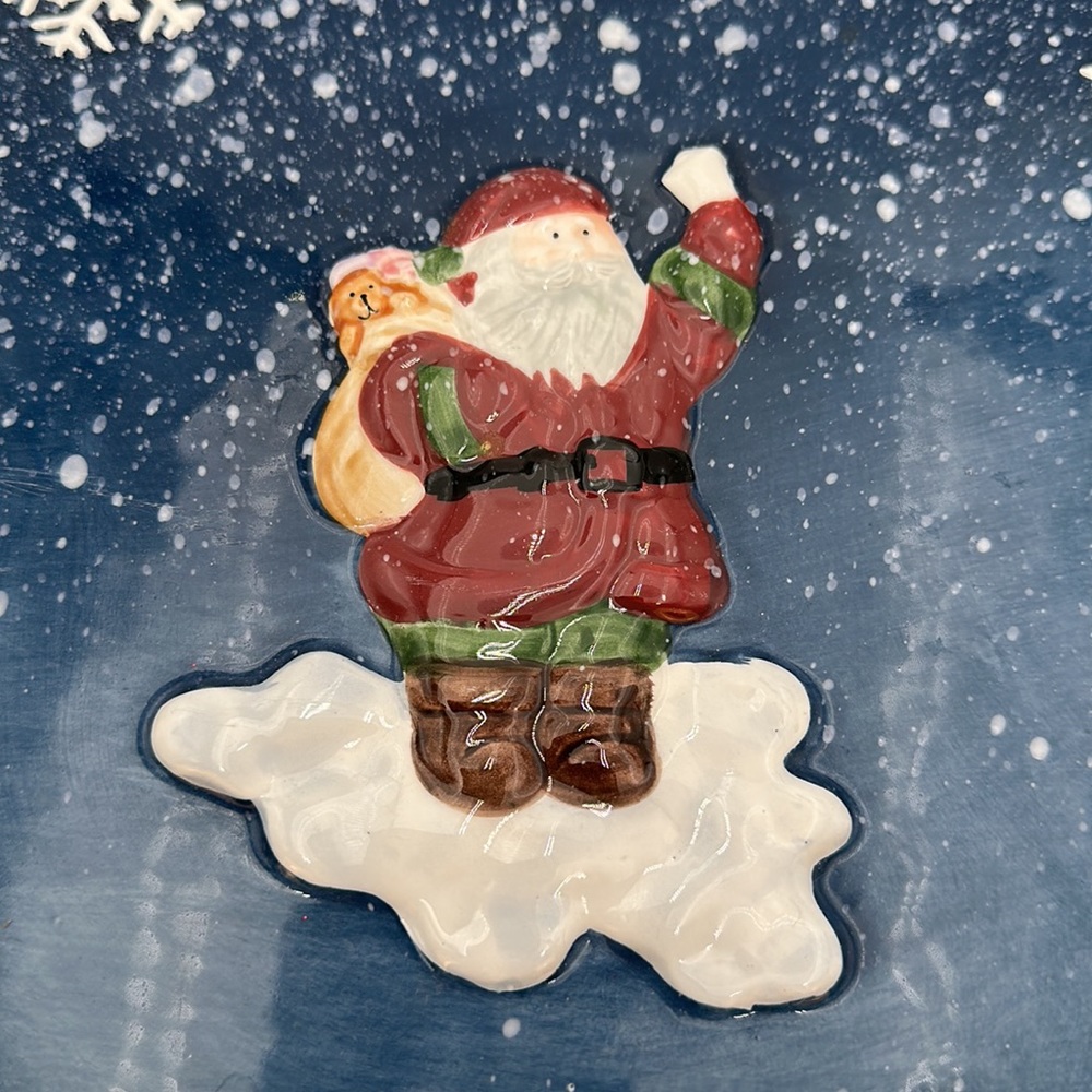 Santa Cake Plate | Pedestal Dessert Server by Home Interiors | Christmas Decor - Picture 9 of 16